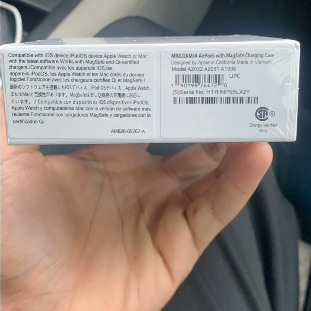 Apple Wireless Earbuds - White